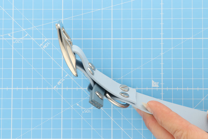 How to make a biothane dog collar Tutorial