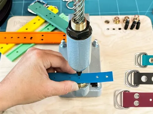 Make your own Biothane adapter with a handy template | Tutorial